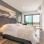 Remi Mit 2 Whirlpools Und Meerblick فيلة بريمونتيرا