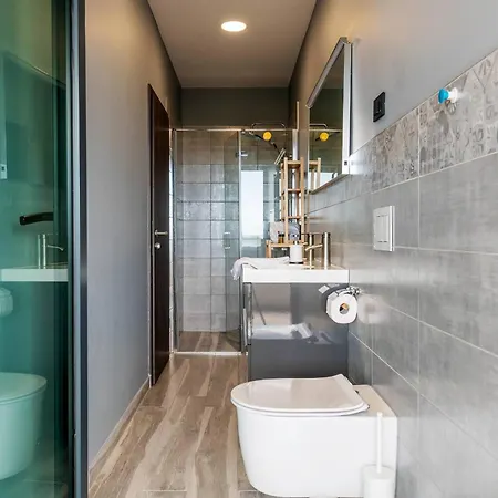 Remi Mit 2 Whirlpools Und Meerblick Villa *