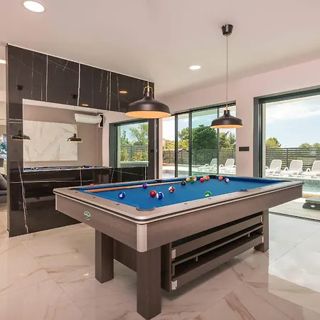 Villa Remi Mit 2 Whirlpools Und Meerblick *