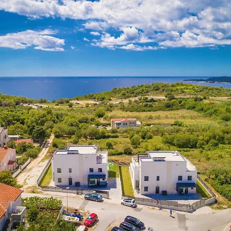 Remi Mit 2 Whirlpools Und Meerblick 빌라 *