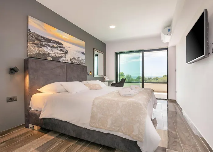 Remi Mit 2 Whirlpools Und Meerblick 빌라 프레멘투라