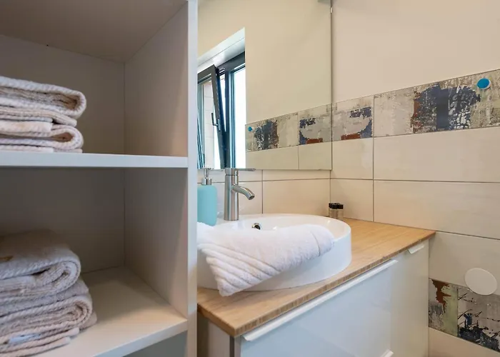 Remi Mit 2 Whirlpools Und Meerblick