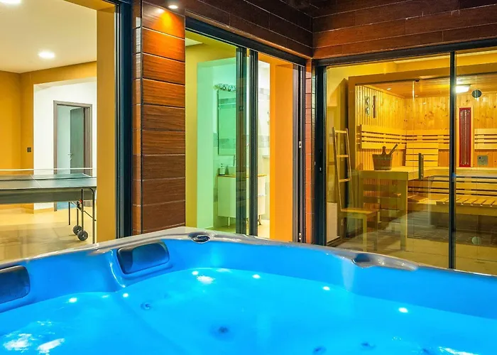 Remi Mit 2 Whirlpools Und Meerblick 프레멘투라