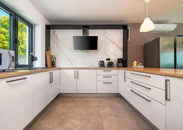 Remi Mit 2 Whirlpools Und Meerblick 빌라 *