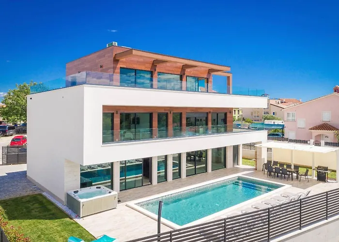 Remi Mit 2 Whirlpools Und Meerblick 빌라 프레멘투라